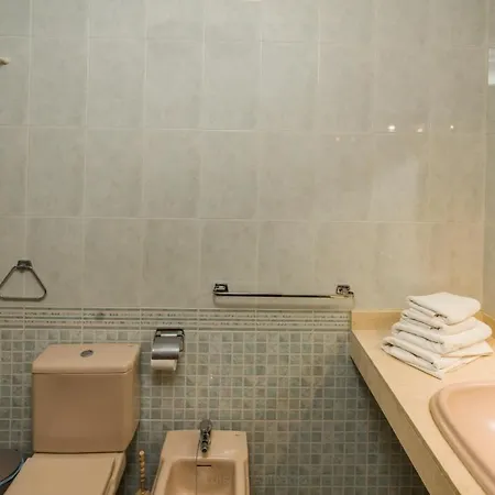 Residencial El Conde #8 Apartment